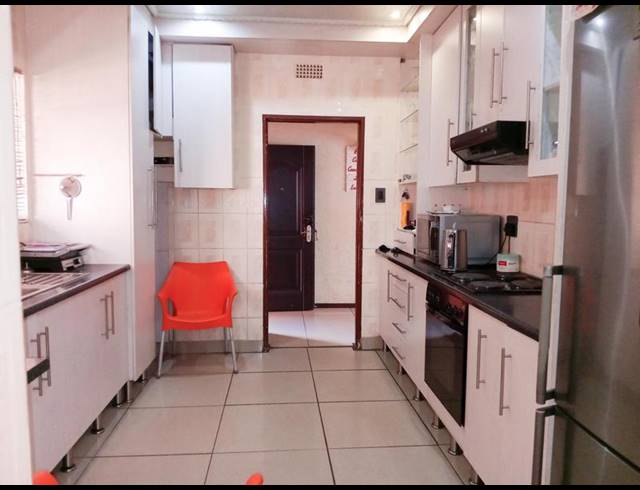 4 BEDROOM HOUSE FOR SALE IN VANDERBIJLPARK CE 3